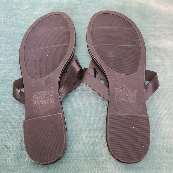 Sandals by Vintage 7 Eight Flats 1/2" Heel - Picture 5 of 6